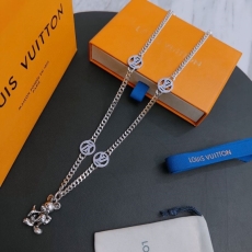 Louis Vuitton Necklaces